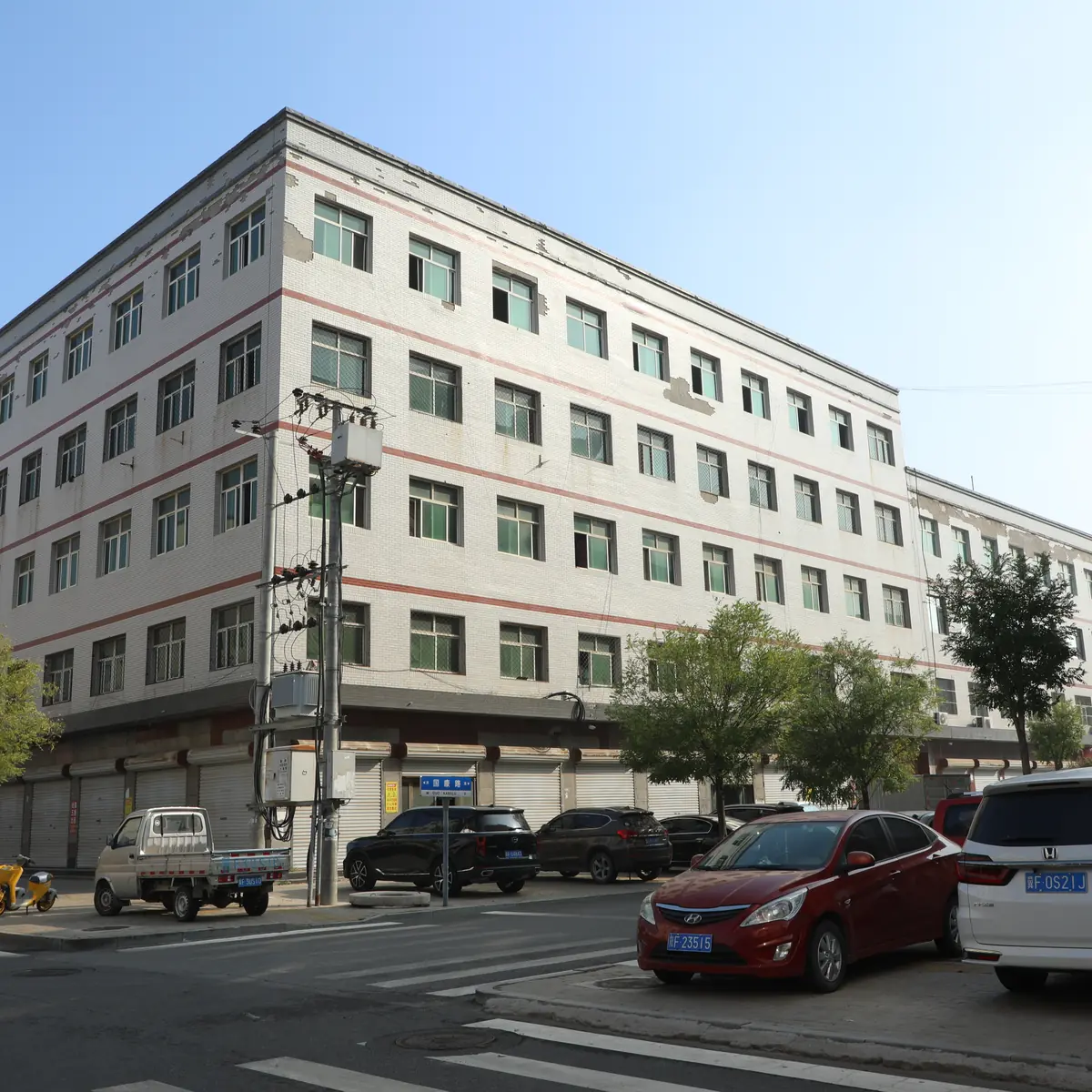 Factory with 20+ Years Experience